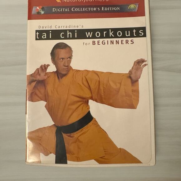 David Carradine's Tai Chi Workouts for Beginners - Picture 2 of 10